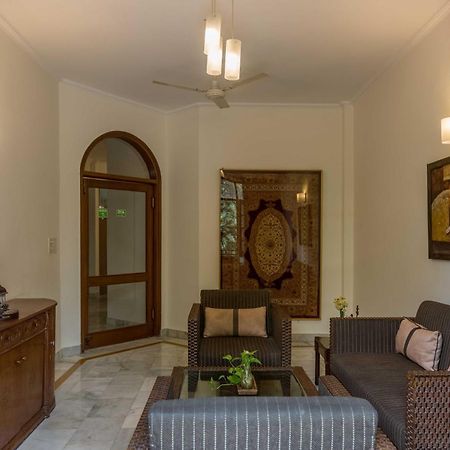ניו דלהי Woodpecker Apartments Hauz Khas מראה חיצוני תמונה