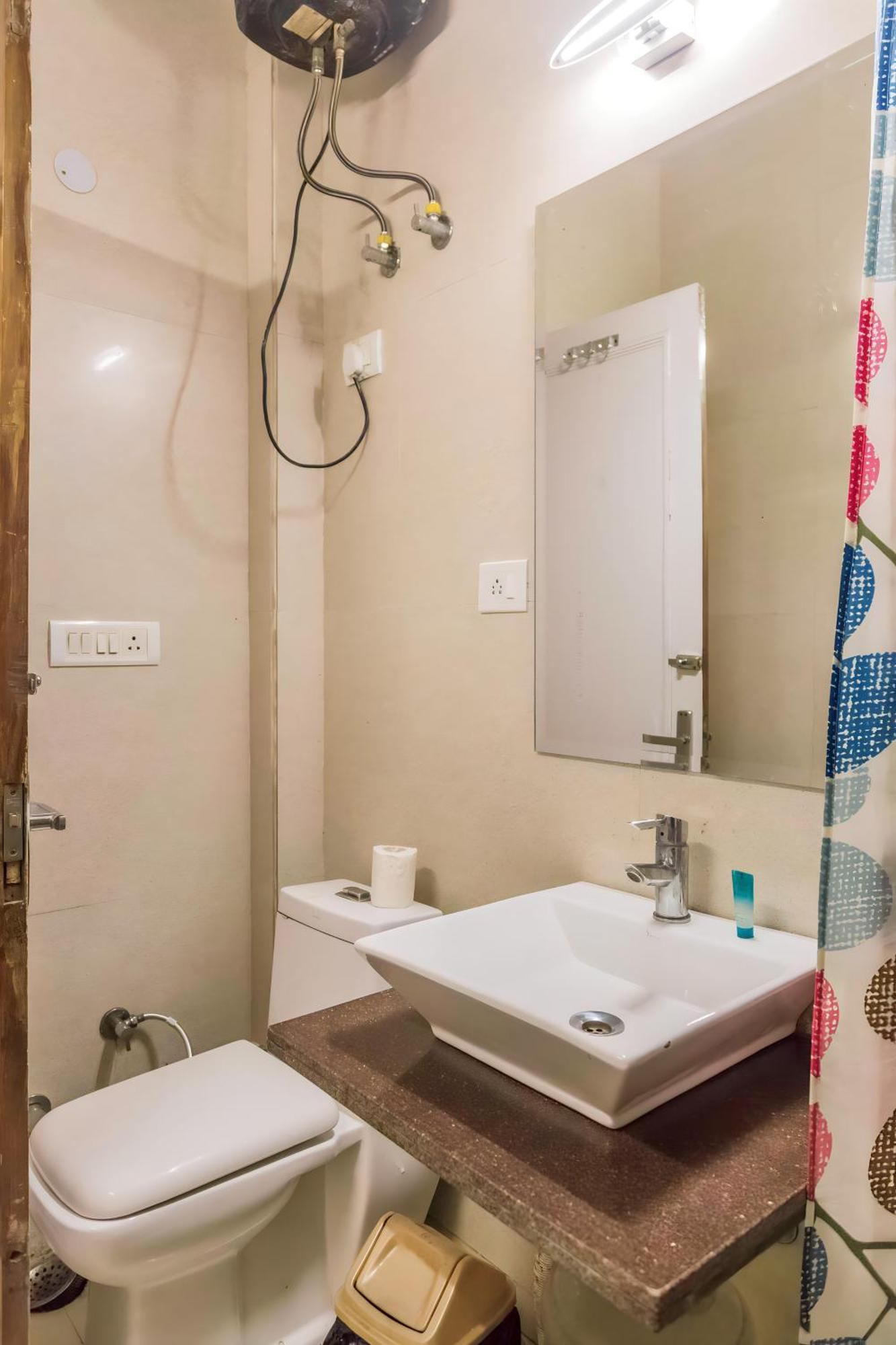 ניו דלהי Woodpecker Apartments Hauz Khas מראה חיצוני תמונה