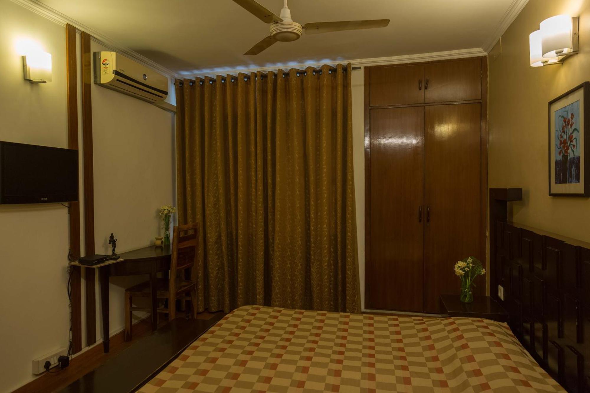 ניו דלהי Woodpecker Apartments Hauz Khas מראה חיצוני תמונה